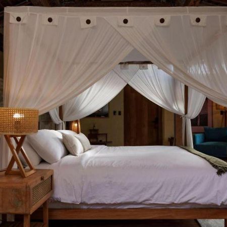 Sumba Lodge Manuel Antonio Exterior photo