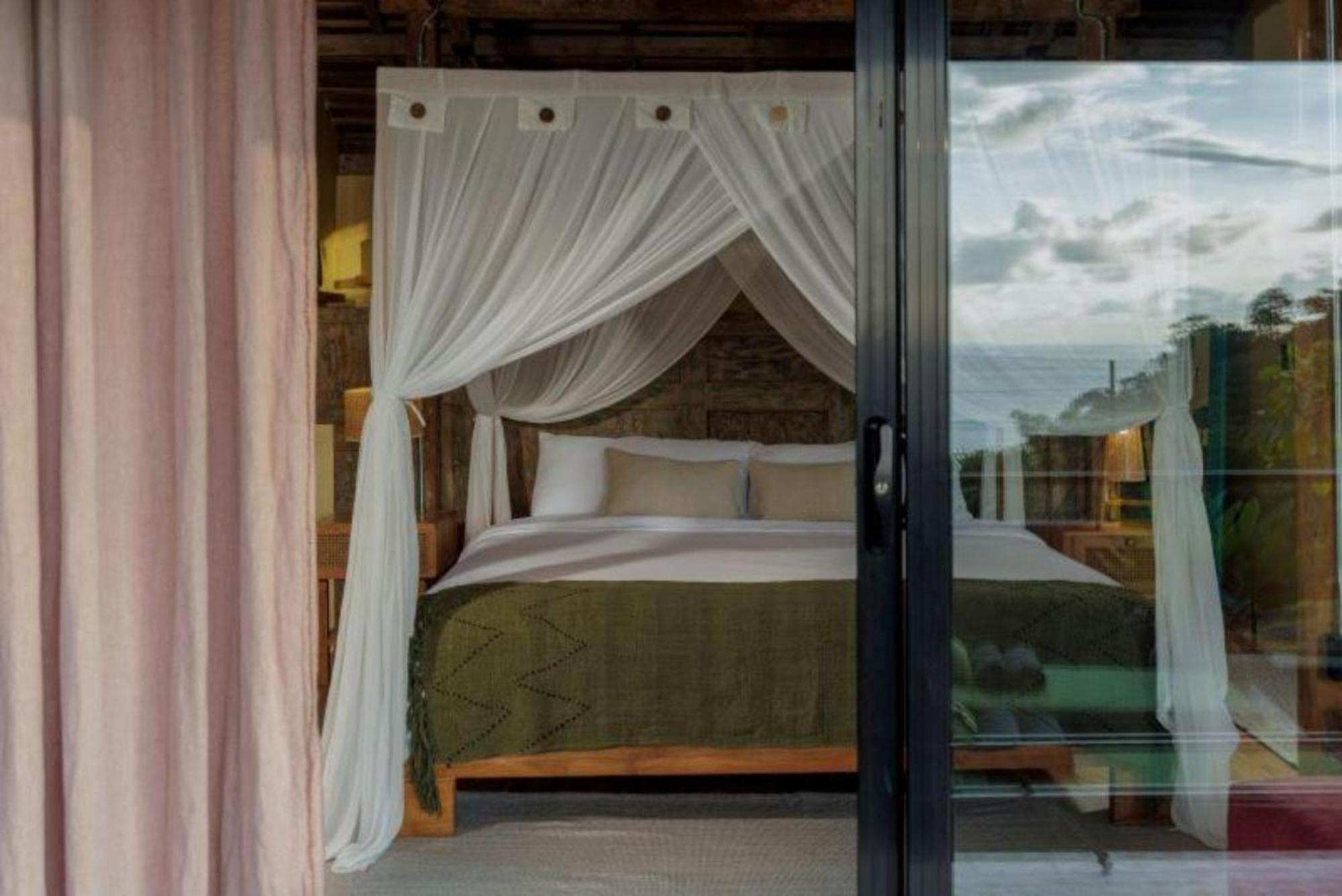 Sumba Lodge Manuel Antonio Exterior photo